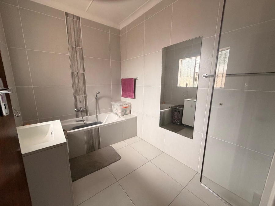 3 Bedroom Property for Sale in Saxilby Eastern Cape